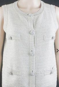 St. John Gold Sleeveless Cardigan Sweater, Button Down Front Close, Size…
